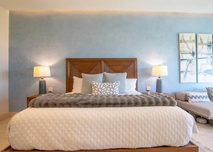Сasa de vacaciones Luxury Retreat, Pool And Close To The *