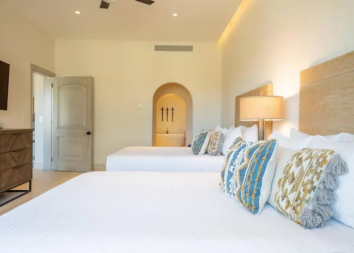 Luxury Retreat, Pool And Close To The Holiday home Cabo San Lucas